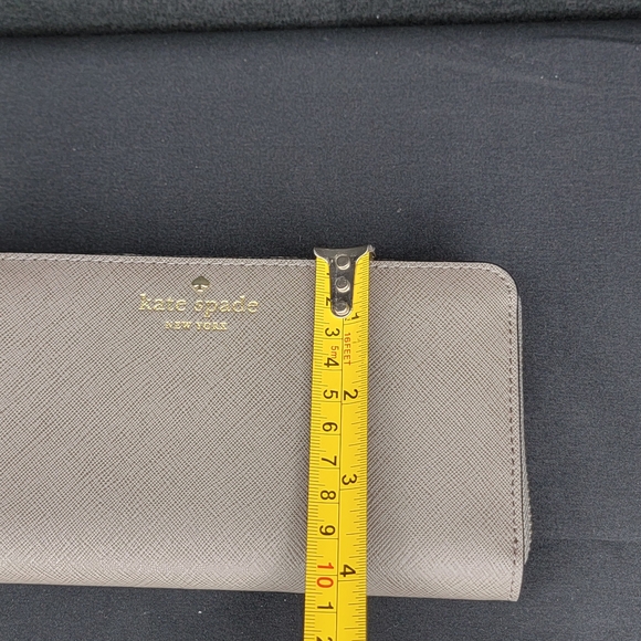 NEW WITH TAGS!!! Kate Spade Women's Grayish-Tan Wallet - Picture 11 of 11